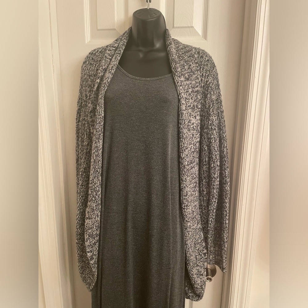Bobbie Brooks Multi Grey/Black/White Oversized Cardigan in 1X or M/L